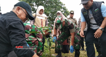 Camat Rancaekek Ir. H. Diar Hadi Gusdinar Pimpin Program Jumat Menanam di Koramil Rancaekek