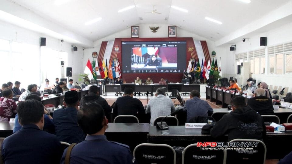 KPU Jabar gelar FGD, menampung usulan penataan daerah pemilihan.