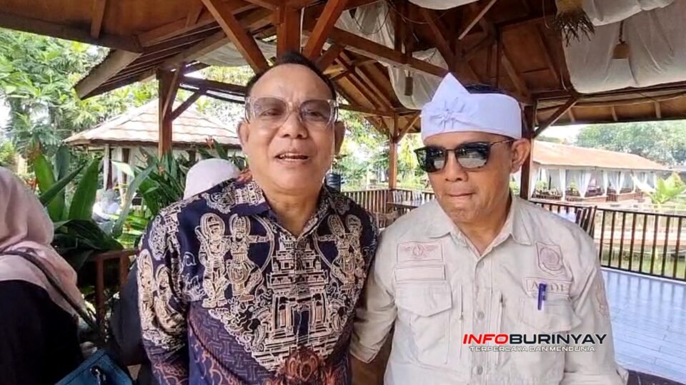 Ketua Komisi D DPRD Kab Bandung saat memberikan keterangan pada acara Paturay Tineung Camat Rancaekek di Los 135, Paseh, Kabupaten Bandung