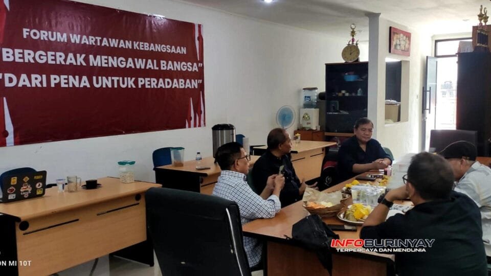 Suasana diskusi Forum Wartawan Kebangsaan (FWK) di Jakarta membahas efektivitas perlindungan hukum bagi wartawan dalam UU Pers.
