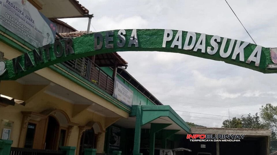 Kantor Desa Padasuka Kecamatan Kutawaringin Kabupaten Bandung terkait polemik pembangunan Gedung KDPMP