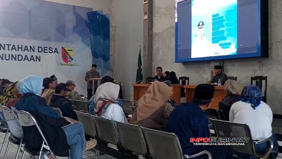 Musyawarah Desa Panundaan membahas penyusunan RKPDes 2026 dan evaluasi realisasi pembangunan tahun 2025 di Aula Kantor Desa Panundaan, Ciwidey