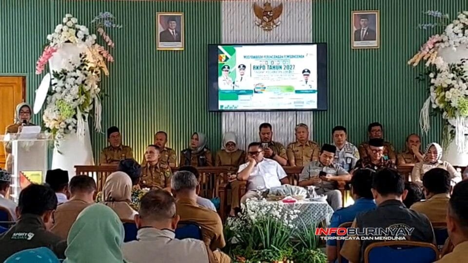 Musrenbang tingkat Kecamatan Ciwidey Kabupaten Bandung membahas rencana pembangunan 2027 dengan fokus infrastruktur dan pemberdayaan ekonomi di Aula Kantor Camat Ciwidey.