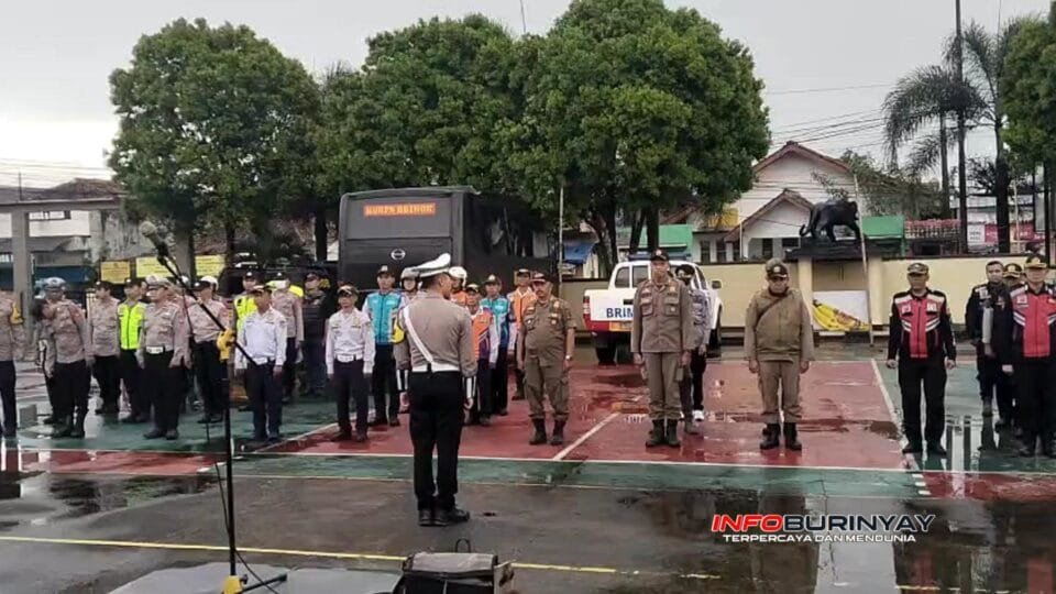 Apel gabungan Forkopimcam Majalaya siagakan personel TNI-Polri dan lintas instansi untuk pengamanan malam takbiran Idul Fitri 1447 H