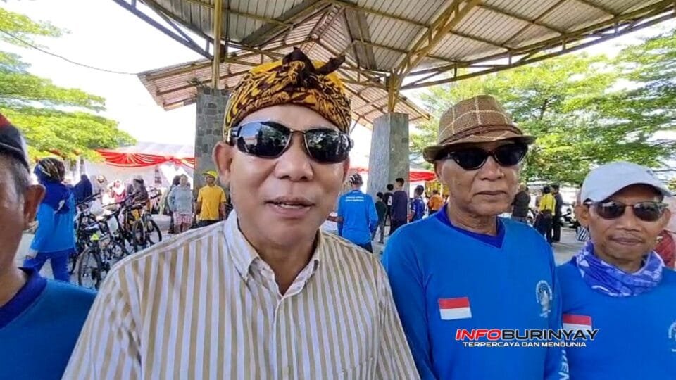Cecep Suhendar saat memberikan keterangan terkait Gerakan Pangan Murah di Rancaekek jelang Idul Fitri