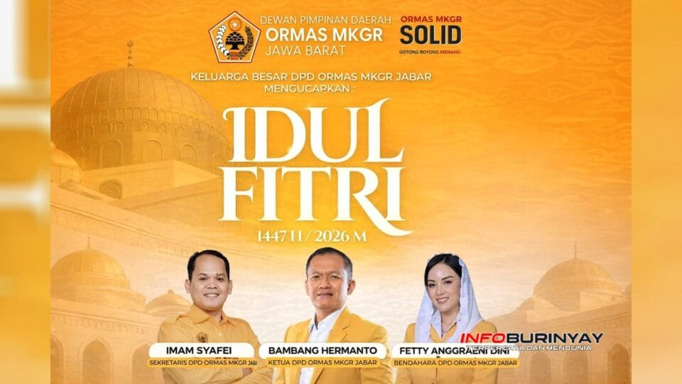 Pimpinan DPD Ormas MKGR Jawa Barat Bambang Hermanto, Imam Syafei, dan Fetty Anggraeni Dini menyampaikan ucapan Idul Fitri 1447 H2026 M