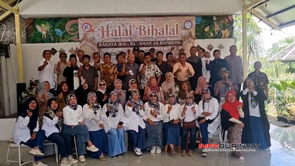 Suasana kebersamaan alumni IKA 82 SMAN 24 Bandung saat acara Halalbihalal 1447 H di Taman Peri, Cileunyi, Kabupaten Bandung