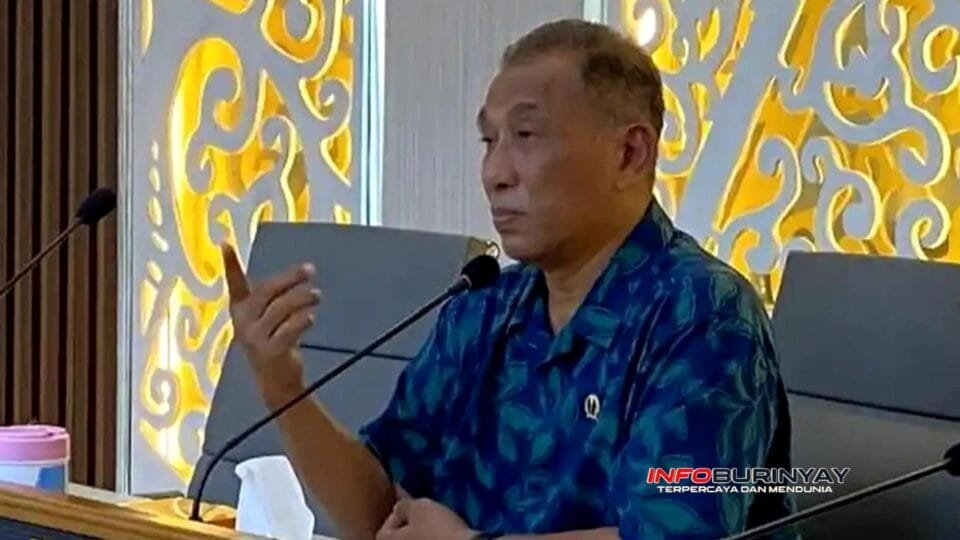 Anggota DPRD Provinsi Jawa Barat Samsul Hidayat mendesak percepatan pembangunan jalan khusus tambang untuk mengatasi persoalan truk tambang di Bogor Barat.