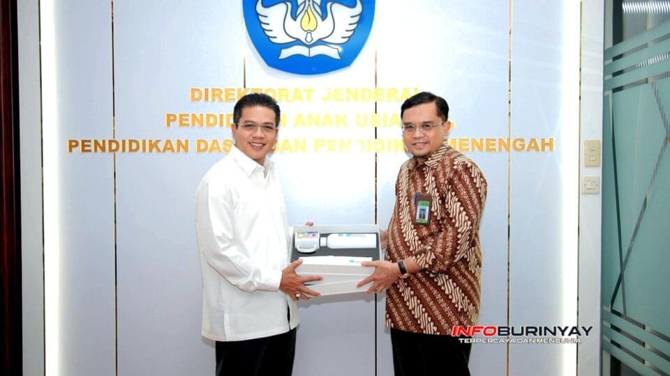 Bupati Bandung Dadang Supriatna saat konsultasi dengan Kemendikdasmen RI membahas krisis guru dan penataan pendidikan di Jakarta.