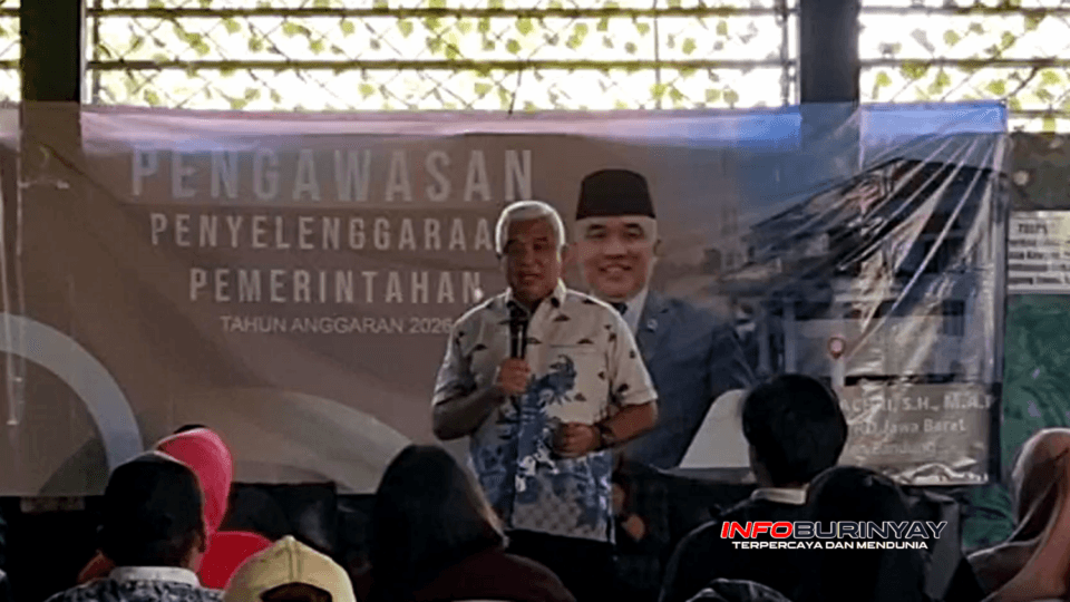 Anggota DPRD Provinsi Jawa Barat H. Saeful Bachri menyampaikan paparan tentang pembaruan data sosial masyarakat dan usulan penambahan SMA serta SMK Negeri pada kegiatan Pengawasan Penyelenggaraan Pemerintahan Tahun Anggaran 2026 di Rancaekek, Kabupaten Bandung.