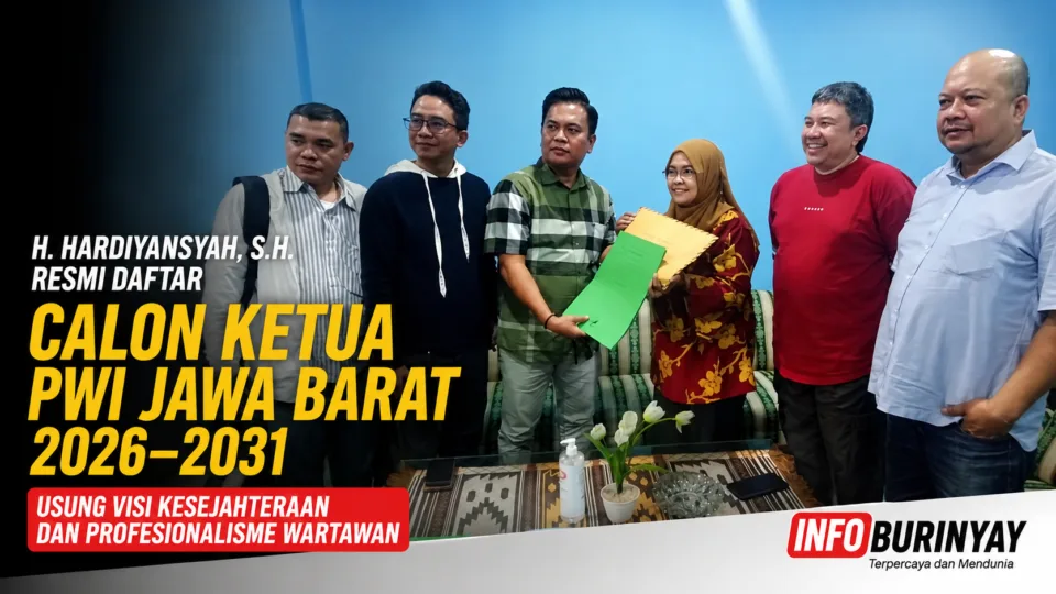 H. Hardiyansyah, S.H. menyerahkan berkas pencalonan Ketua PWI Jawa Barat periode 2026–2031 kepada panitia Konferprov PWI Jawa Barat di Bandung.