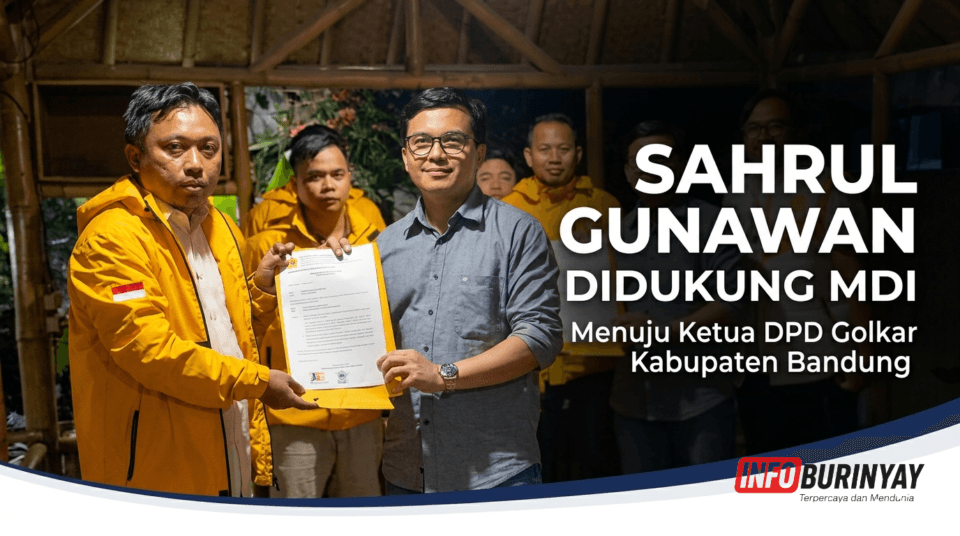 Sahrul Gunawan menerima dokumen dukungan MDI Kabupaten Bandung untuk maju sebagai bakal calon Ketua DPD Golkar Kabupaten Bandung