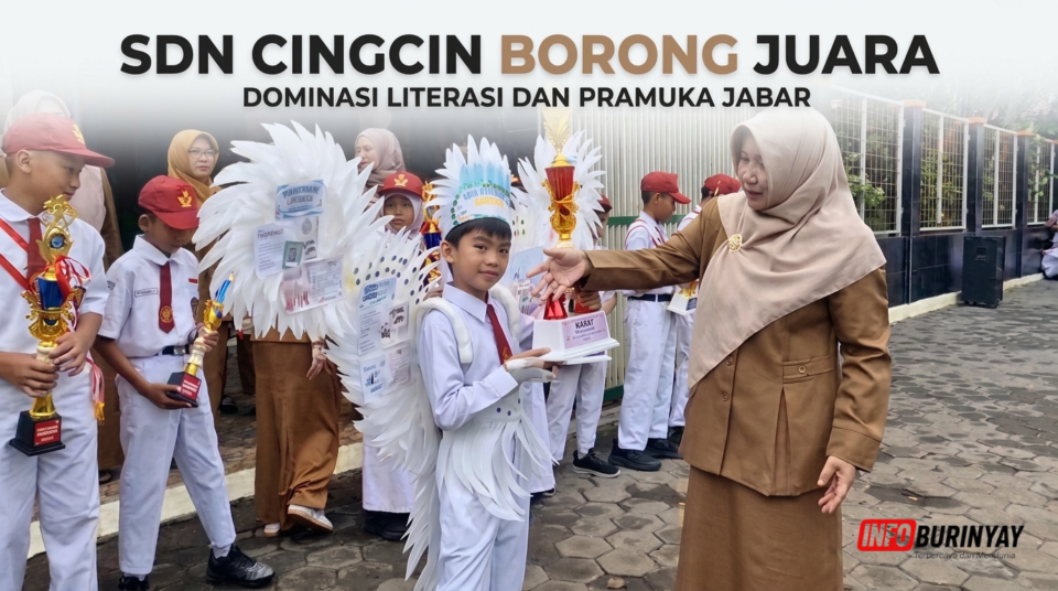 Kepala SDN Cingcin 01 Soreang menyerahkan penghargaan kepada siswa berprestasi juara Leksam Bedas 2026 dan Pramuka Jawa Barat.