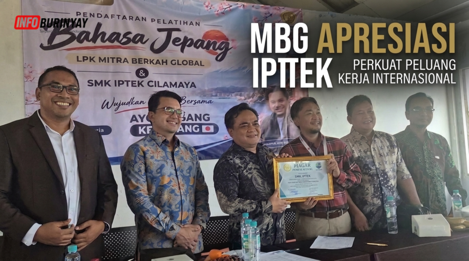 LPK Mitra Berkah Global Berikan Piagam Penghargaan kepada SMK IPTEK Karawang atas Partisipasi Sosialisasi Kerja Jepang