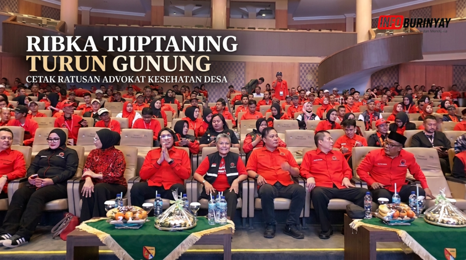 Ribka Tjiptaning bersama pengurus PDIP Jabar dalam Pelatihan Advokasi Kesehatan di Soreang